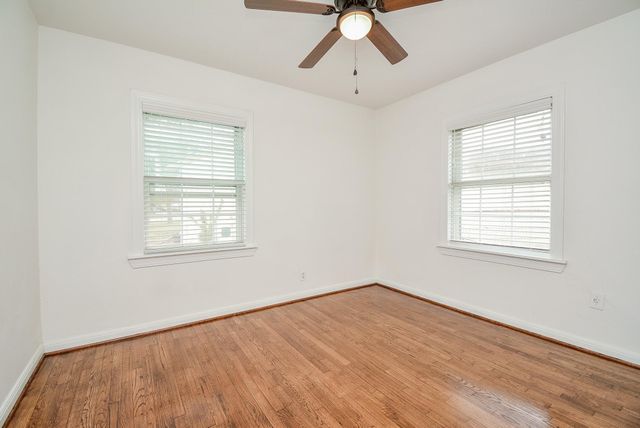 6422 Sherwood Drive, Houston, TX 77021