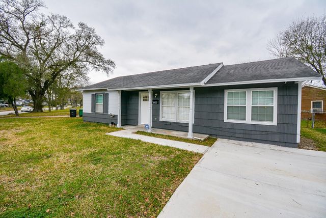 6422 Sherwood Drive, Houston, TX 77021