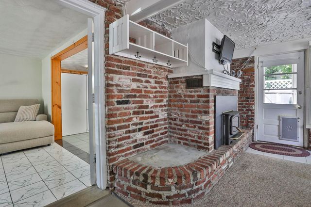 13 Irving Street, Salem, NH 03079