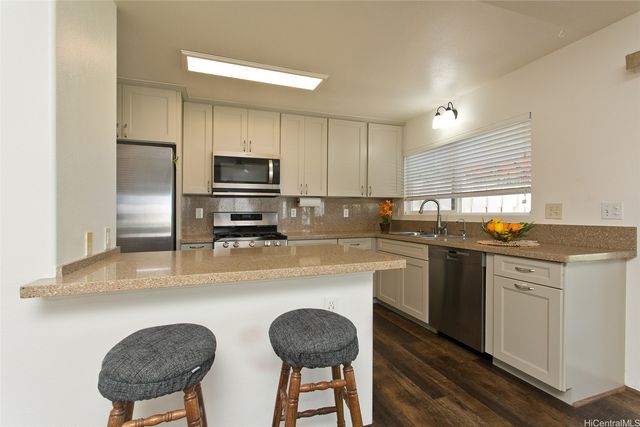 91-1008 Kahiuka Street, Ewa Beach, HI 96706