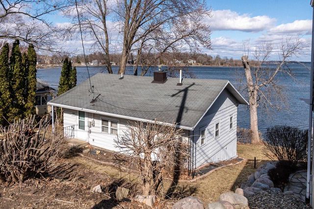 2056 Barber Drive, Stoughton, WI 53589