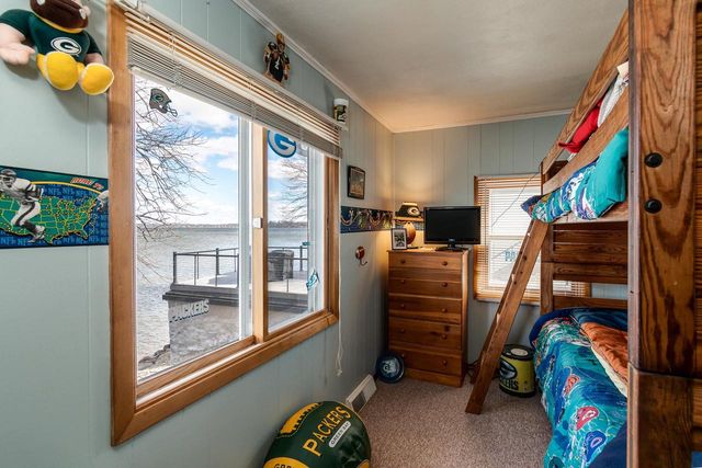 2056 Barber Drive, Stoughton, WI 53589