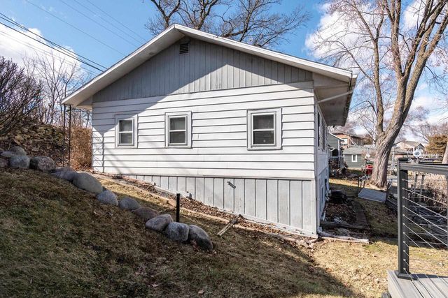 2056 Barber Drive, Stoughton, WI 53589