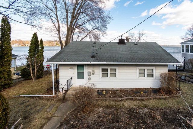 2056 Barber Drive, Stoughton, WI 53589