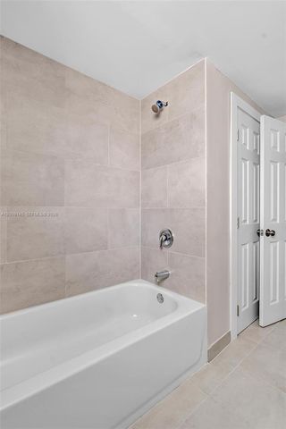 1165 Marseille Dr 10, Miami Beach, FL 33141