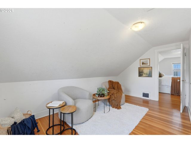 300 W 27TH St, Vancouver, WA 98660