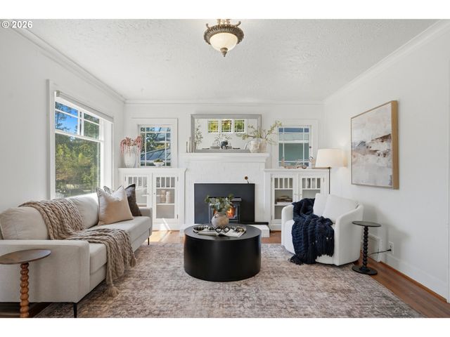 300 W 27TH St, Vancouver, WA 98660