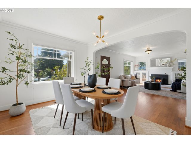 300 W 27TH St, Vancouver, WA 98660