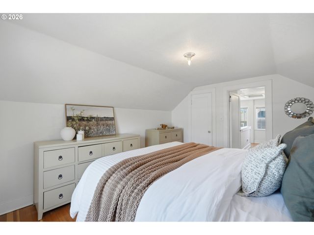 300 W 27TH St, Vancouver, WA 98660