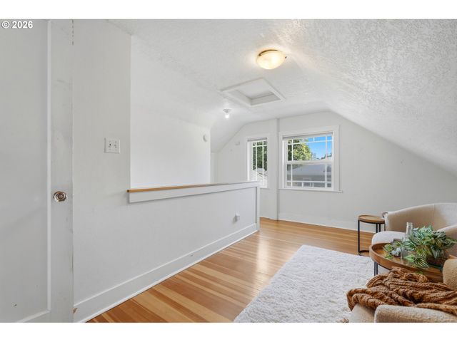 300 W 27TH St, Vancouver, WA 98660