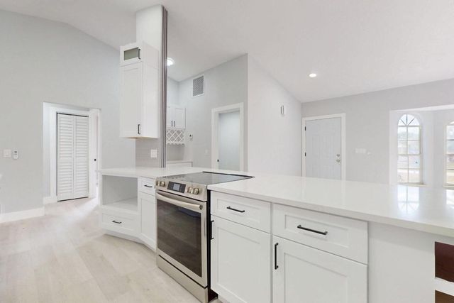 125 NE Jettie Terrace, Port St. Lucie, Port St Lucie, FL 34983