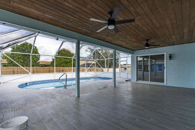 125 NE Jettie Terrace, Port St. Lucie, Port St Lucie, FL 34983