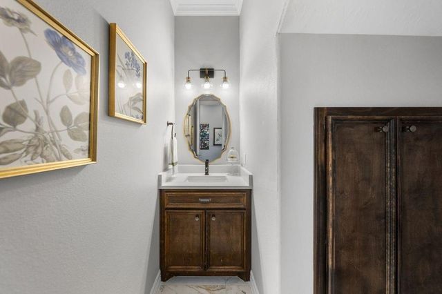 703 Lago Trace Drive, Huffman, TX 77336