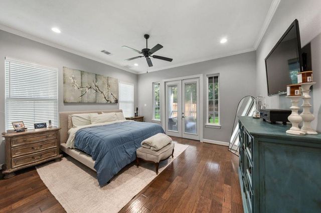 703 Lago Trace Drive, Huffman, TX 77336