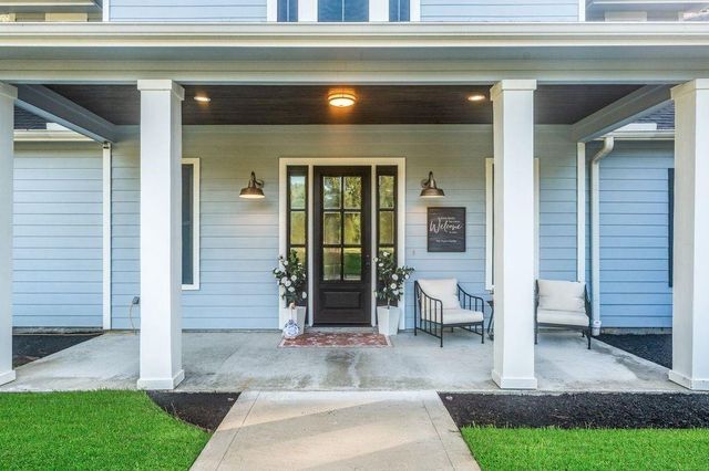 703 Lago Trace Drive, Huffman, TX 77336