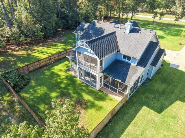 703 Lago Trace Drive, Huffman, TX 77336