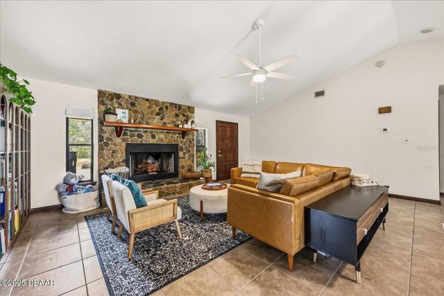 475 LAZY Z LANE, Oak Hill, FL 32759