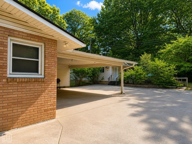 1828 Crestview St, Jonesboro, AR 72401