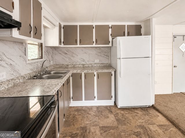 480 Wahu Hu Drive, Hiawassee, GA 30546