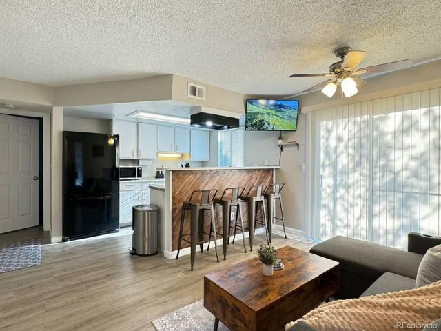 17074 E Tennessee Dr 101, Aurora, CO 80017
