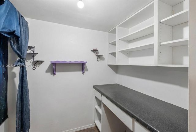 3475 N Country Club Dr 619, Aventura, FL 33180