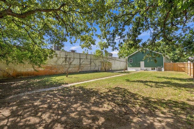 1546 S Waco, Wichita, KS 67213