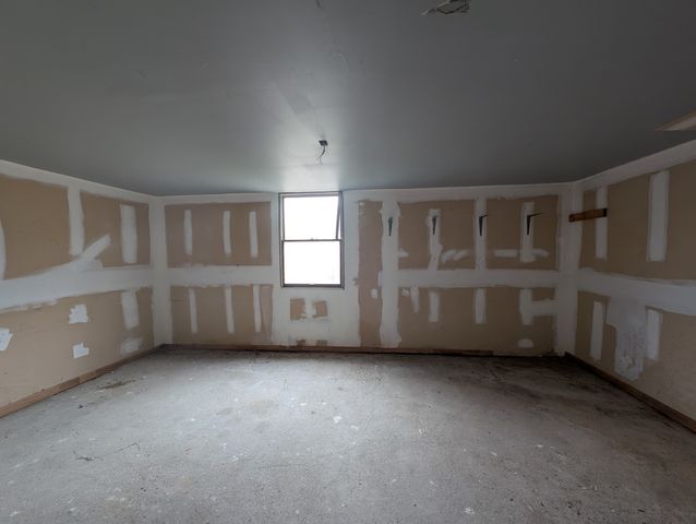 2856 Highway 76, Adams, TN 37010
