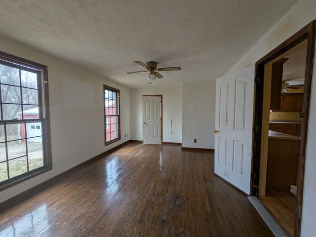 2856 Highway 76, Adams, TN 37010