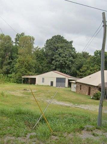 2856 Highway 76, Adams, TN 37010