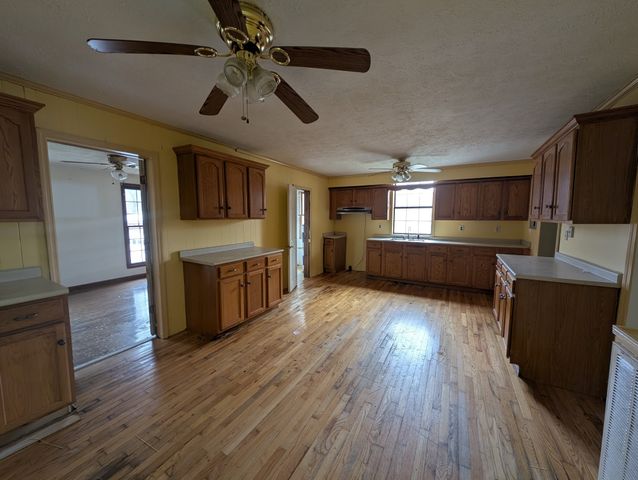2856 Highway 76, Adams, TN 37010
