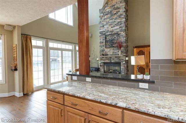 1077 Holden, Milford, MI 48381