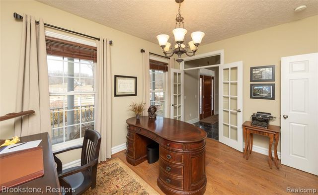 1077 Holden, Milford, MI 48381