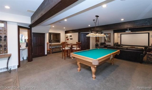 1077 Holden, Milford, MI 48381