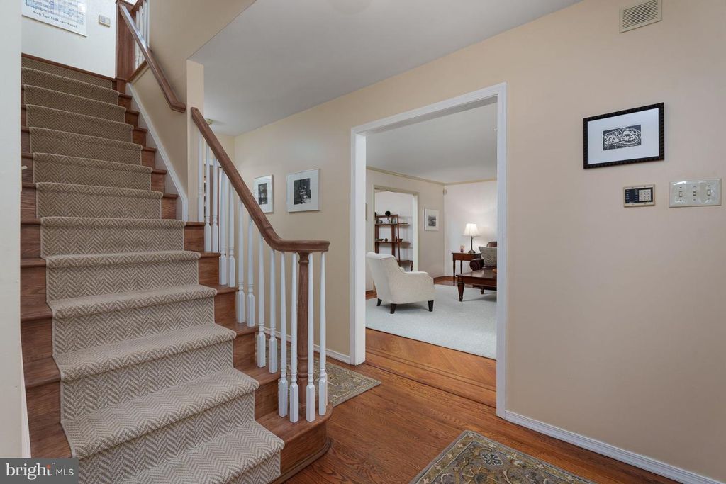 1300 UNIVERSITY DR, Yardley, PA 19067 — photo 5