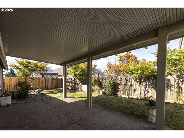 4445 GREAT PLAINS Dr Ne, Salem, OR 97305