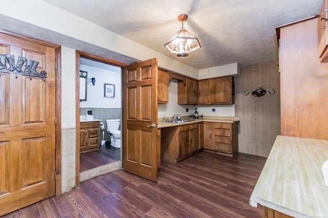 4559 E 100 S, Hartford City, IN 47348