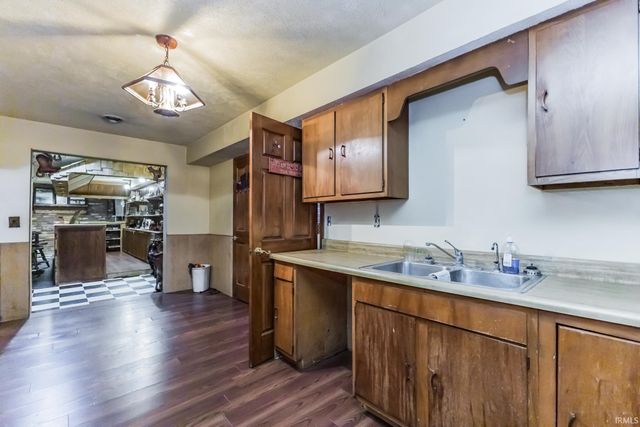 4559 E 100 S, Hartford City, IN 47348