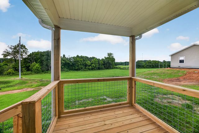 2499 River Ranch Dr, Cookeville, TN 38501