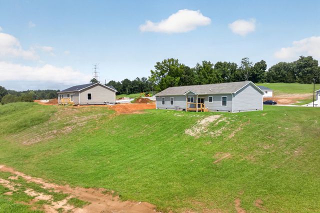 2499 River Ranch Dr, Cookeville, TN 38501