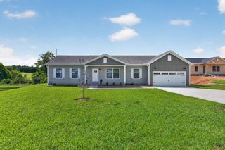 2499 River Ranch Dr, Cookeville, TN 38501