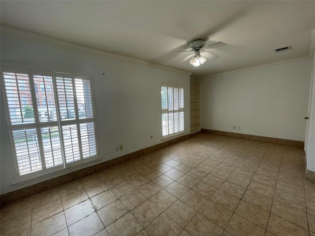 1908 Augusta Drive 4, Houston, TX 77057