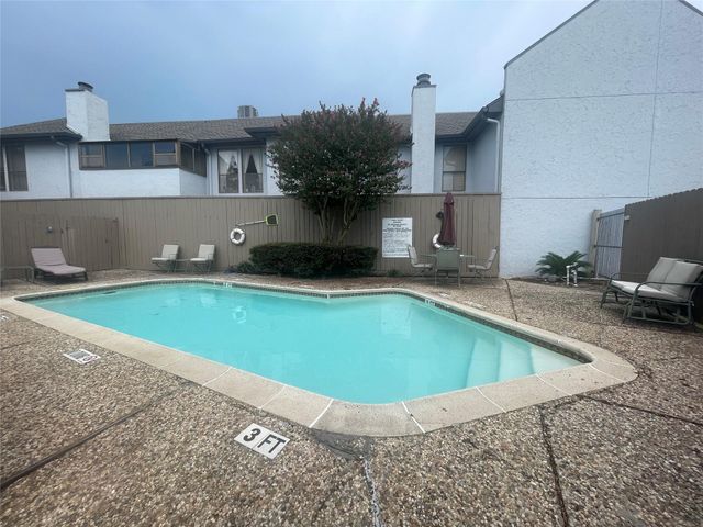 1908 Augusta Drive 4, Houston, TX 77057