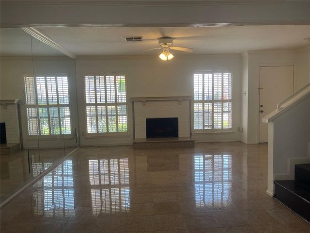 1908 Augusta Drive 4, Houston, TX 77057