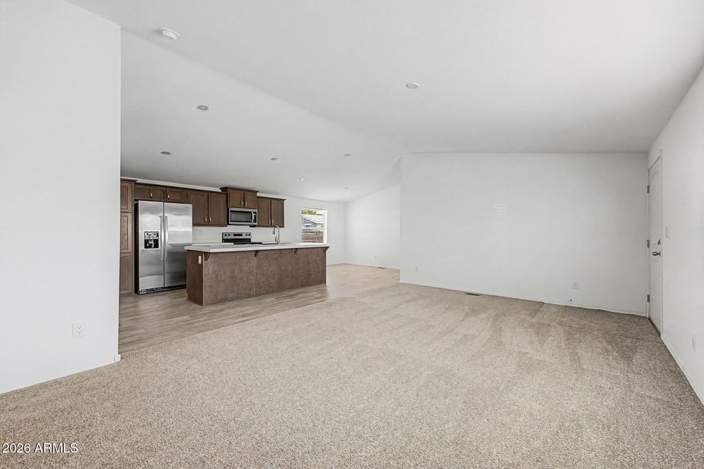 7016 W WANDA LYNN Lane, Peoria, AZ 85382 — photo 5