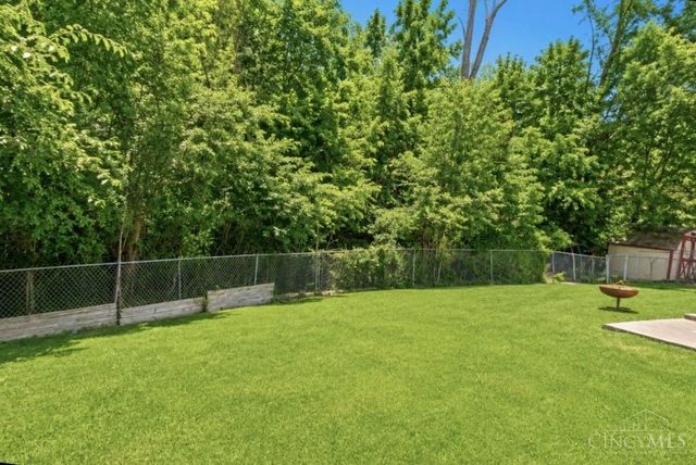3065 Aquadale Lane, Cincinnati, OH 45211