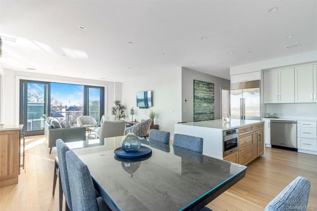 123 Sterling Avenue 12, Greenport, NY 11944