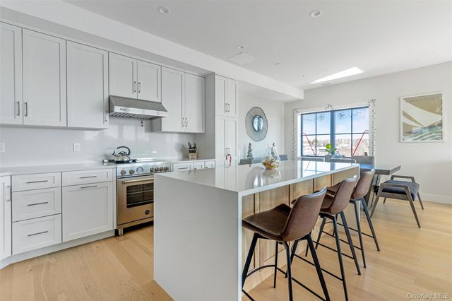 123 Sterling Avenue 12, Greenport, NY 11944