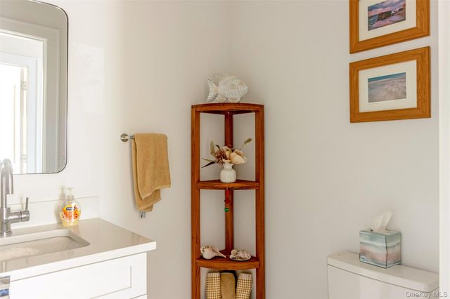 123 Sterling Avenue 12, Greenport, NY 11944