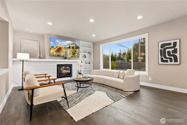 13932 131st Lane NE, Kirkland, WA 98034