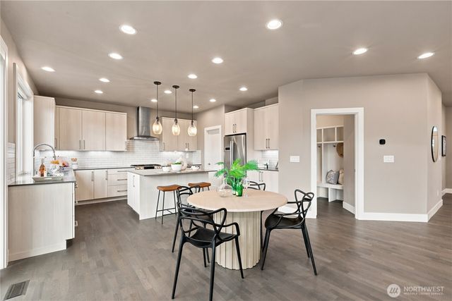 13932 131st Lane NE, Kirkland, WA 98034
